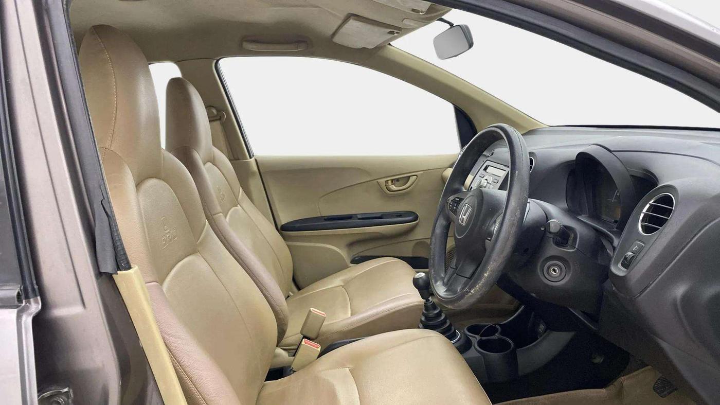 2015 Honda Brio S MT, Petrol, Manual, 43,414 km, Right Side Front Door Cabin