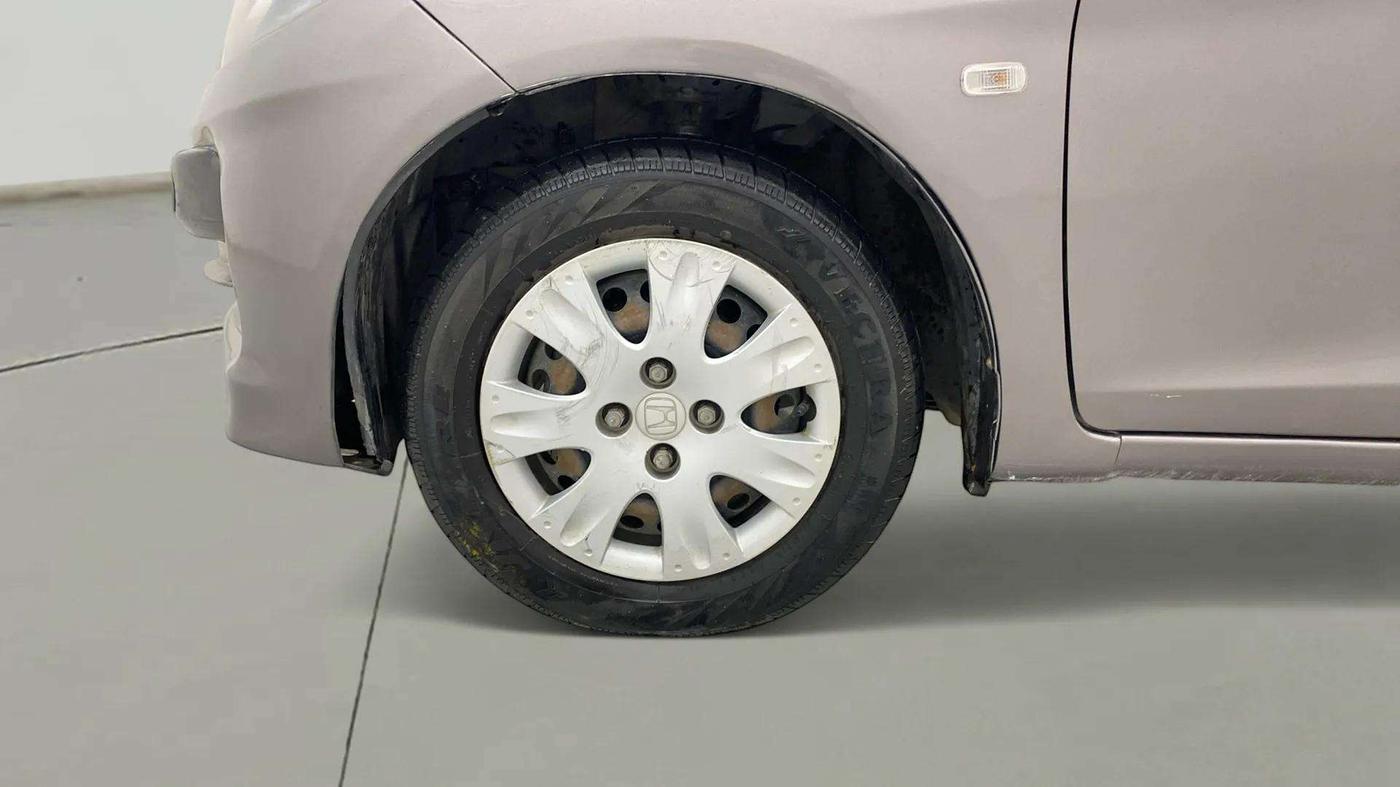 2015 Honda Brio S MT, Petrol, Manual, 43,414 km, Left Front Wheel