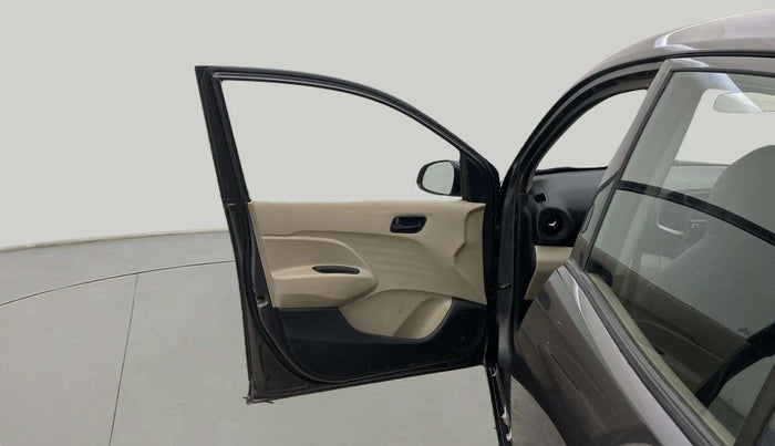 2020 Hyundai NEW SANTRO SPORTZ CNG, CNG, Manual, 68,933 km, LHS Front Door