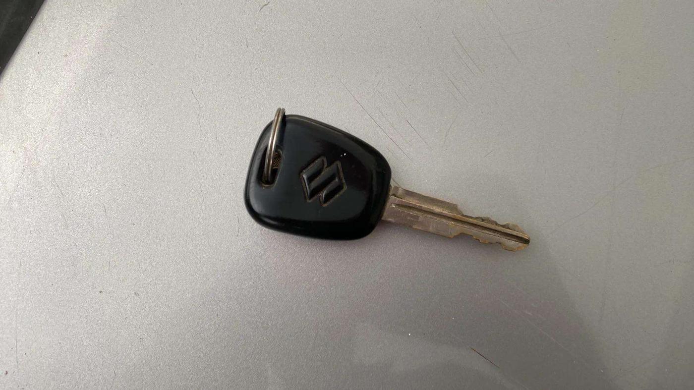 2014 Maruti Alto K10 LXI, Petrol, Manual, 35,226 km, Key Close Up