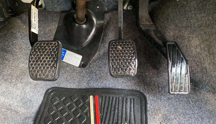 2022 Maruti Alto LXI OPT CNG, CNG, Manual, 24,872 km, Pedals