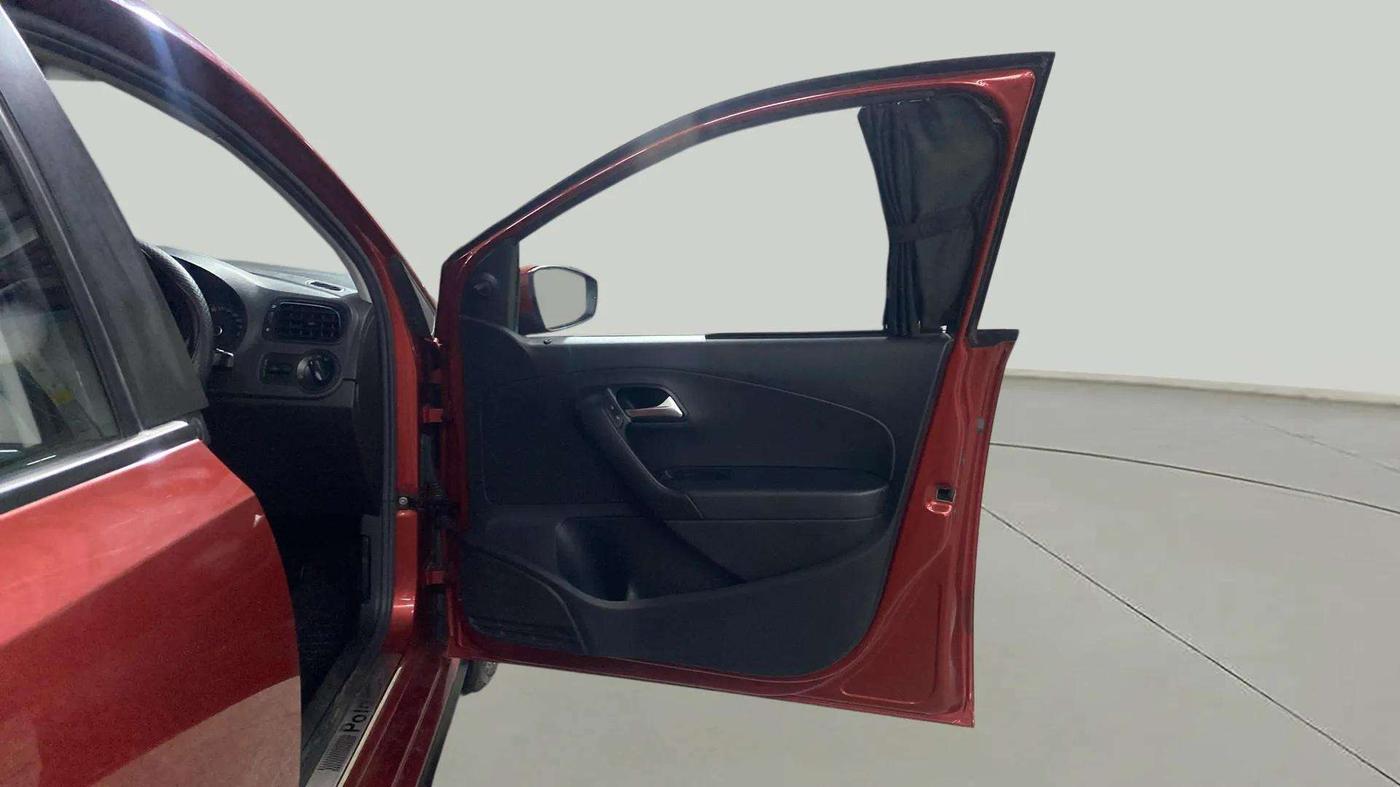 2020 Volkswagen Polo TRENDLINE 1.0L, Petrol, Manual, 20,155 km, RHS Front Door