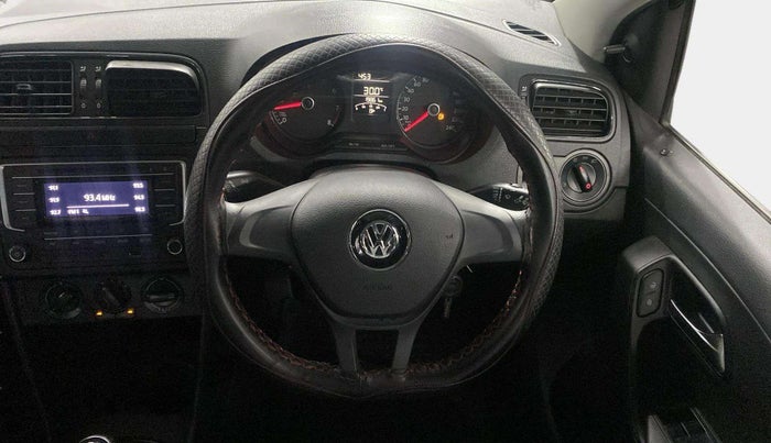 2020 Volkswagen Polo TRENDLINE 1.0L, Petrol, Manual, 19,841 km, Steering Wheel Close Up