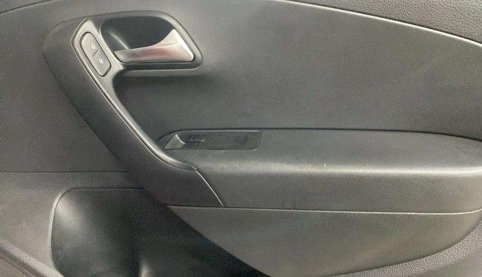 2020 Volkswagen Polo TRENDLINE 1.0L, Petrol, Manual, 19,841 km, Driver Side Door Panels Control