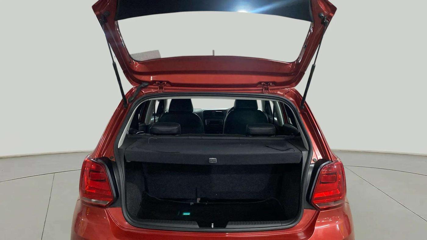 2020 Volkswagen Polo TRENDLINE 1.0L, Petrol, Manual, 20,155 km, Boot Inside