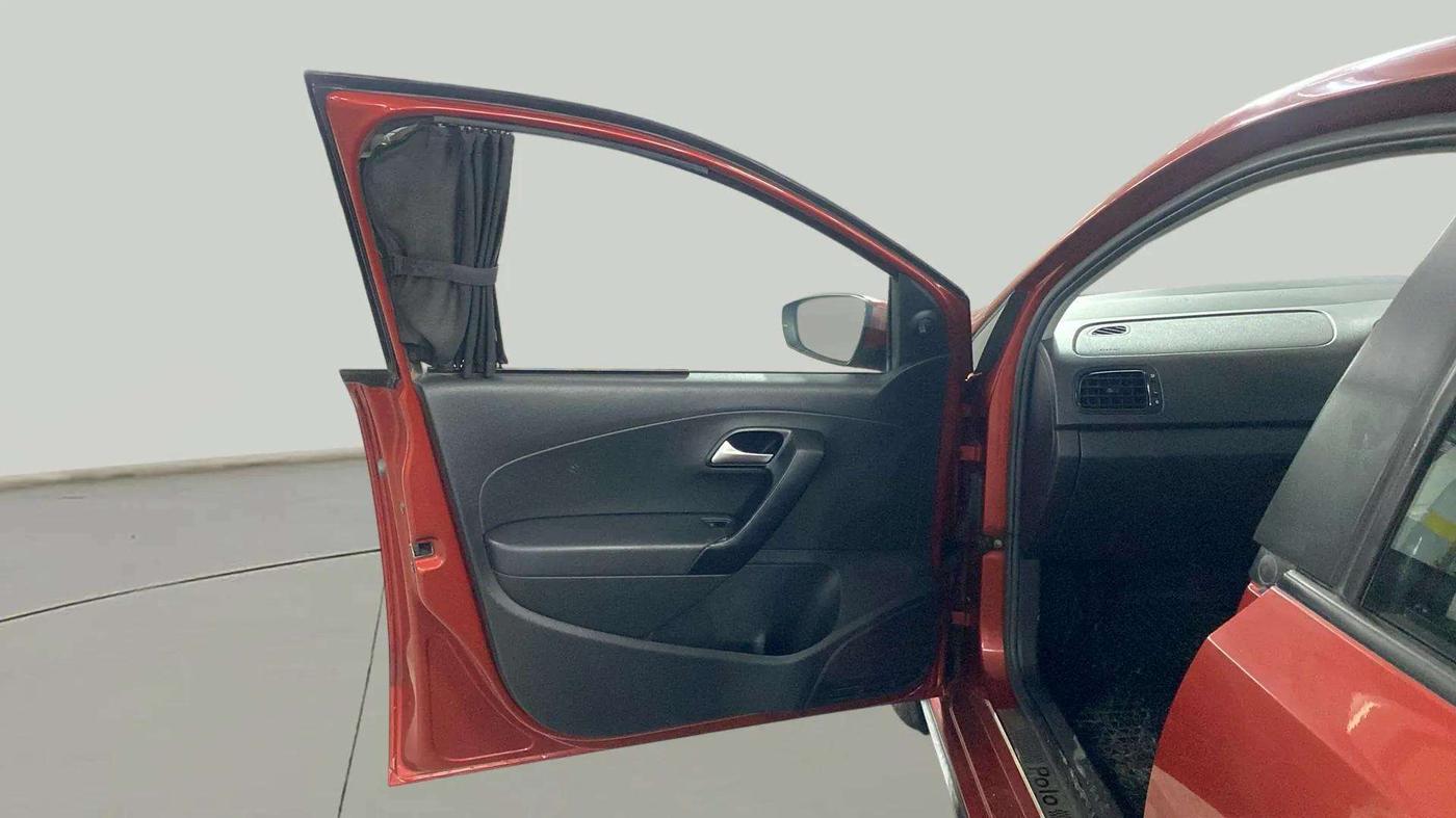 2020 Volkswagen Polo TRENDLINE 1.0L, Petrol, Manual, 20,155 km, LHS Front Door