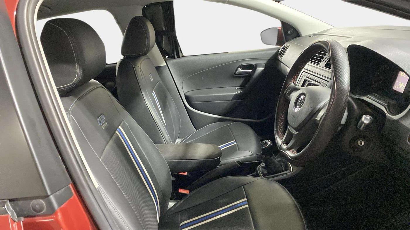 2020 Volkswagen Polo TRENDLINE 1.0L, Petrol, Manual, 20,155 km, Right Side Front Door Cabin
