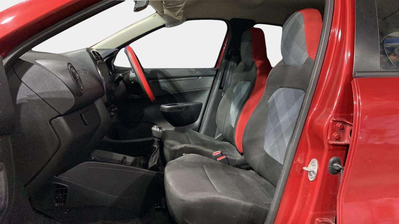 2023 Renault Kwid RXT 1.0, Petrol, Manual, 12,292 km, Right Side Front Door Cabin