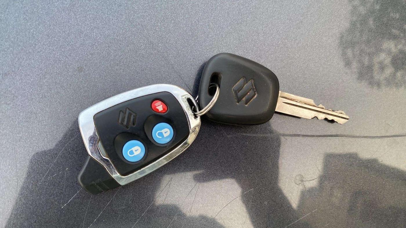 2022 Maruti Alto LXI O, Petrol, Manual, 9,968 km, Key Close Up