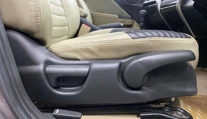 2014 Honda City 1.5L I-VTEC SV, Petrol, Manual, 39,282 km, Driver Side Adjustment Panel