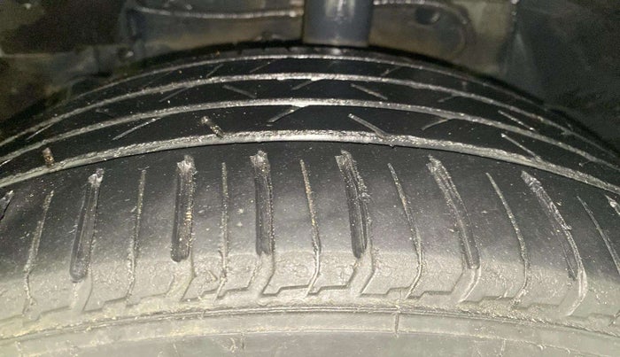 2023 Tata NEXON XZA PLUS LUX SUNROOF KAZIRANGA PETROL, Petrol, Automatic, 18,763 km, Left Front Tyre Tread