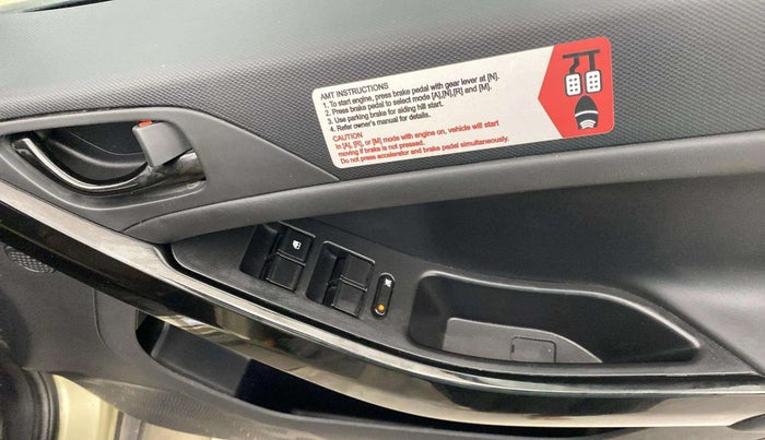 2023 Tata NEXON XZA PLUS LUX SUNROOF KAZIRANGA PETROL, Petrol, Automatic, 18,763 km, Driver Side Door Panels Control