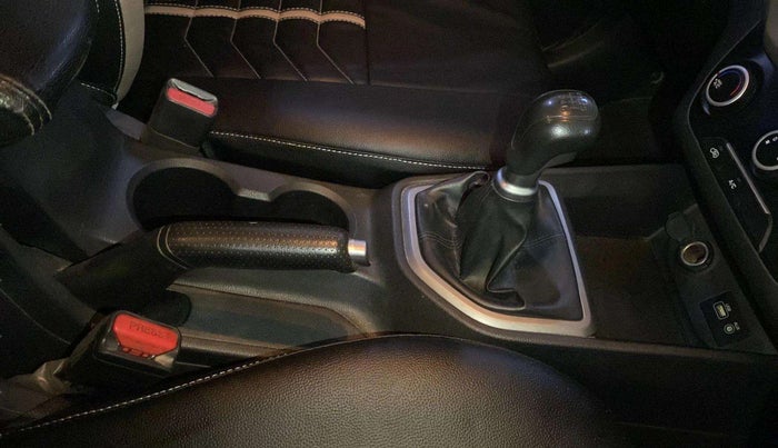 2018 Hyundai Creta E PLUS 1.6 PETROL, Petrol, Manual, 73,737 km, Gear Lever