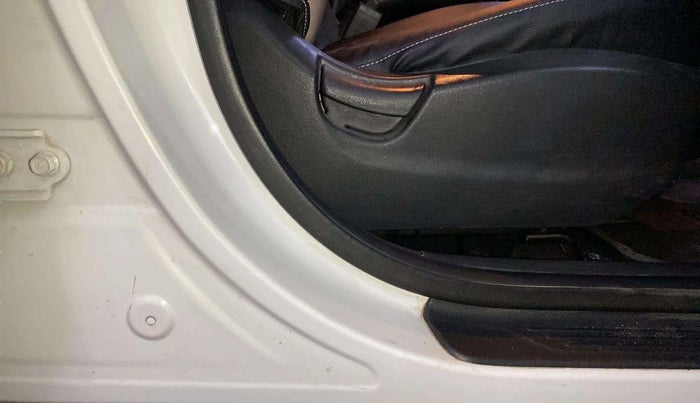 2018 Hyundai Creta E PLUS 1.6 PETROL, Petrol, Manual, 73,737 km, Driver Side Adjustment Panel
