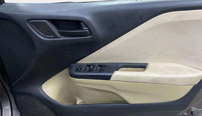 2014 Honda City 1.5L I-VTEC SV CVT, CNG, Automatic, 90,031 km, Driver Side Door Panels Control