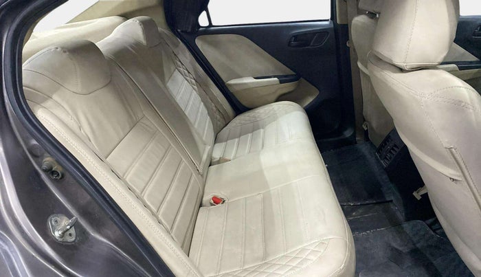 2014 Honda City 1.5L I-VTEC SV CVT, CNG, Automatic, 90,031 km, Right Side Rear Door Cabin