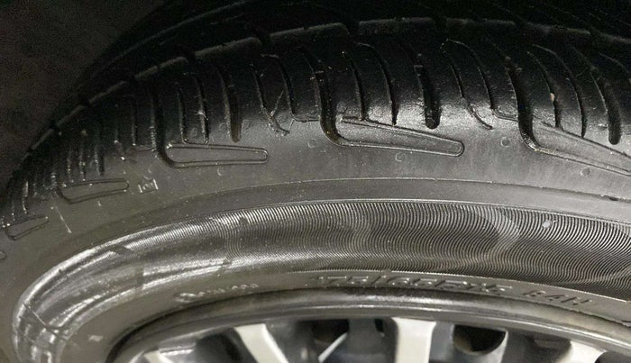 2014 Honda City 1.5L I-VTEC SV CVT, CNG, Automatic, 90,031 km, Right Rear Tyre Tread