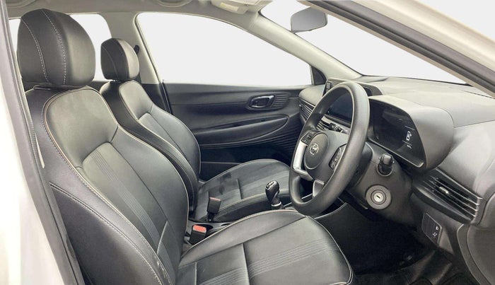 2021 Hyundai NEW I20 SPORTZ 1.0T GDI IMT, Petrol, Manual, 40,669 km, Right Side Front Door Cabin