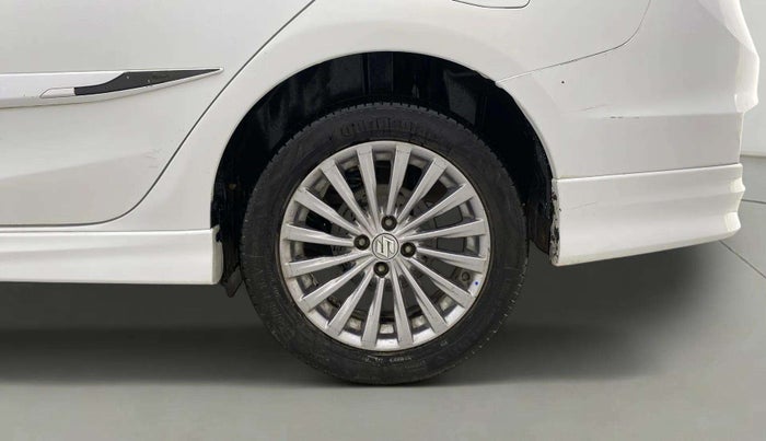 2017 Maruti Ciaz S 1.4 MT PETROL, Petrol, Manual, 1,33,516 km, Left Rear Wheel