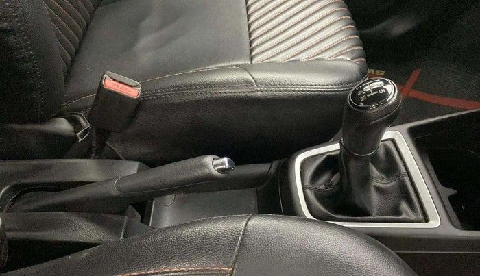 2023 Maruti Swift ZXI CNG, CNG, Manual, 52,192 km, Gear Lever