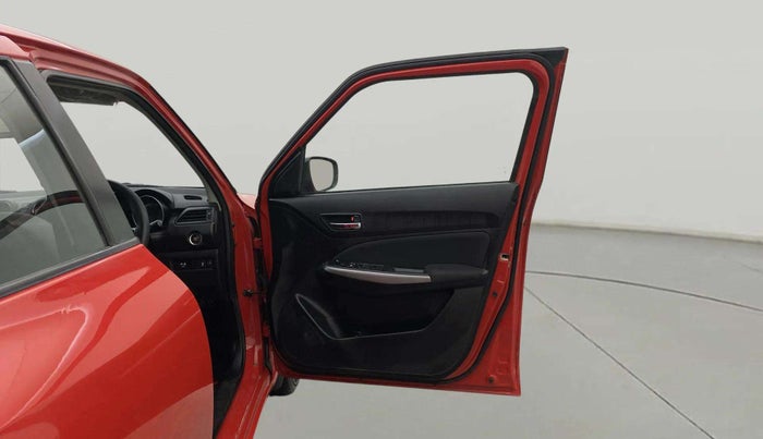2023 Maruti Swift ZXI CNG, CNG, Manual, 52,192 km, RHS Front Door