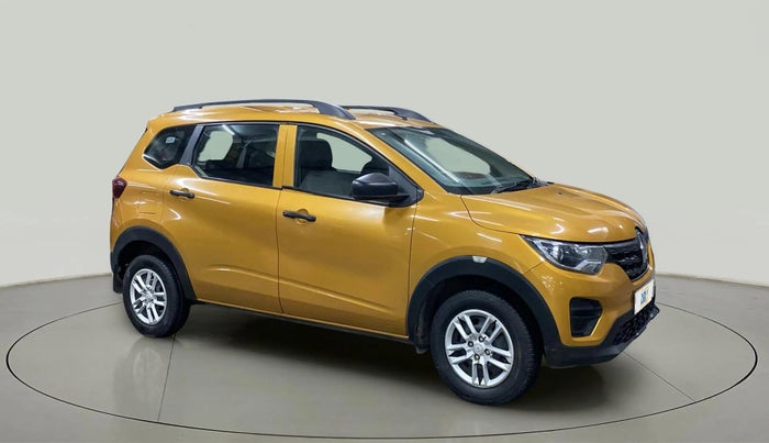 2021 Renault TRIBER RXL MT, Petrol, Manual, 38,906 km, Right Front Diagonal