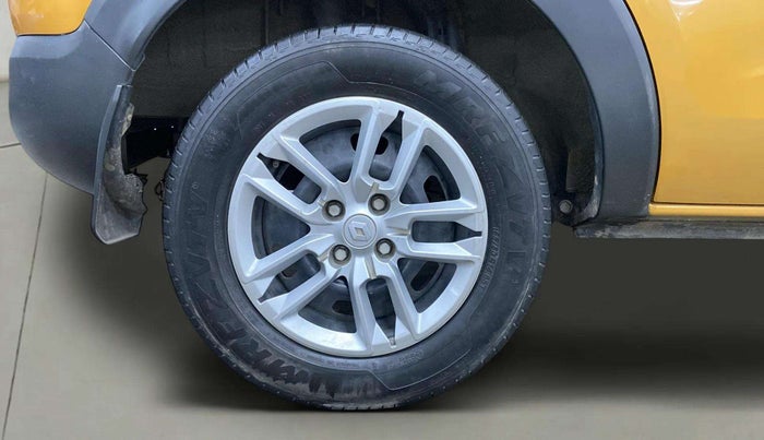 2021 Renault TRIBER RXL MT, Petrol, Manual, 38,906 km, Right Rear Wheel