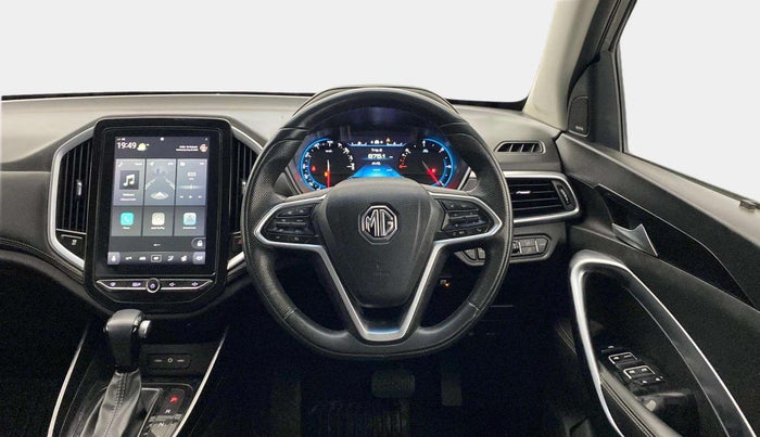 2019 MG HECTOR SHARP 1.5 DCT PETROL, CNG, Automatic, 24,317 km, Steering Wheel Close Up