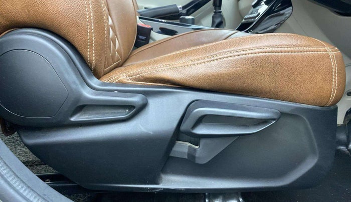 2020 Tata NEXON XZ PLUS PETROL, Petrol, Manual, 90,628 km, Driver Side Adjustment Panel
