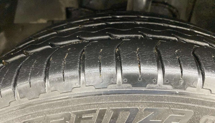 2020 Tata NEXON XZ PLUS PETROL, Petrol, Manual, 90,628 km, Left Front Tyre Tread