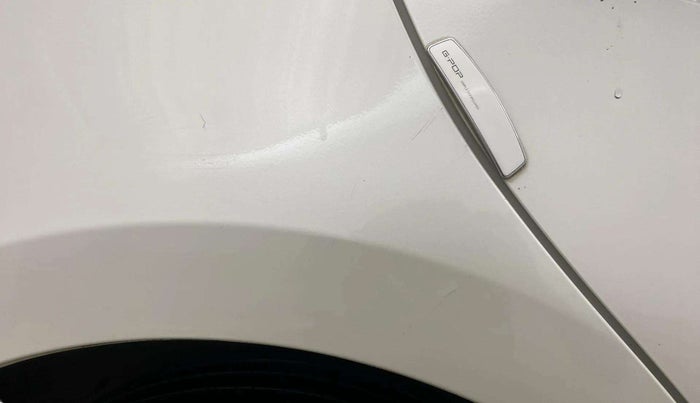 2021 Toyota YARIS G CVT, Petrol, Automatic, 62,501 km, Right quarter panel - Minor scratches