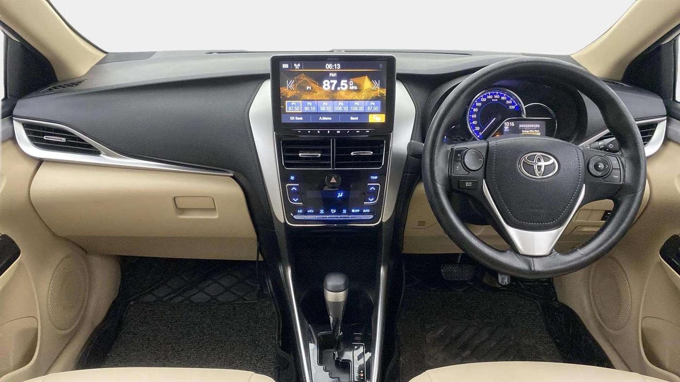 2021 Toyota YARIS G CVT, Petrol, Automatic, 62,501 km, Dashboard