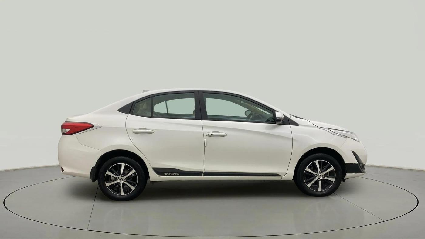 2021 Toyota YARIS G CVT, Petrol, Automatic, 62,501 km, Right Side View