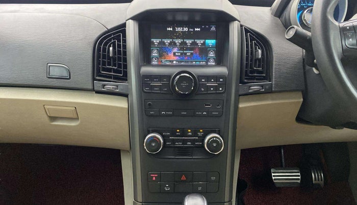 2017 Mahindra XUV500 W10 AT, Diesel, Automatic, 74,720 km, Air Conditioner