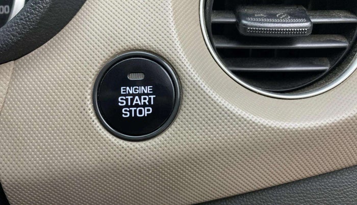 2014 Hyundai Grand i10 SPORTZ 1.2 KAPPA VTVT, Petrol, Manual, 61,453 km, Keyless Start/ Stop Button