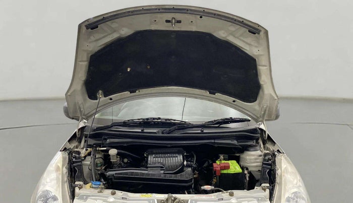 2015 Maruti Swift LXI (O), Petrol, Manual, 40,780 km, Open Bonet