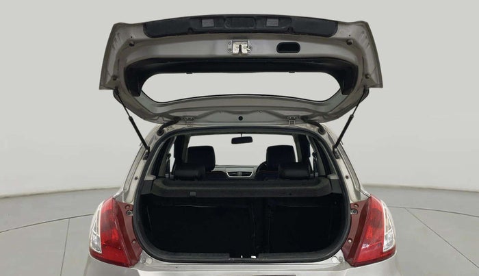 2015 Maruti Swift LXI (O), Petrol, Manual, 40,780 km, Boot Door Open