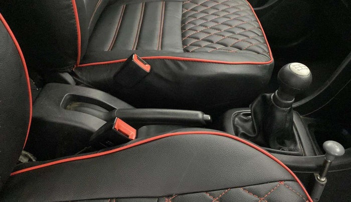2015 Maruti Swift LXI (O), Petrol, Manual, 40,780 km, Gear Lever