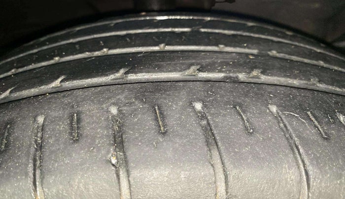 2019 KIA SELTOS HTX 1.5 PETROL, Petrol, Manual, 42,100 km, Right Front Tyre Tread