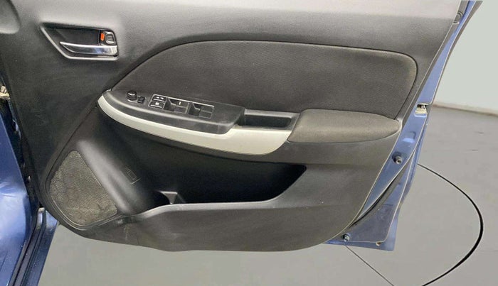 2017 Maruti Baleno DELTA PETROL 1.2, Petrol, Manual, 52,338 km, Driver Side Door Panels Control