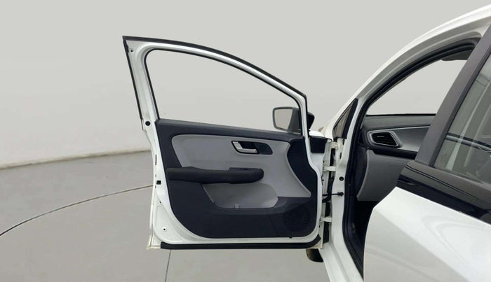2020 Tata ALTROZ XZ DIESEL, Diesel, Manual, 70,517 km, LHS Front Door