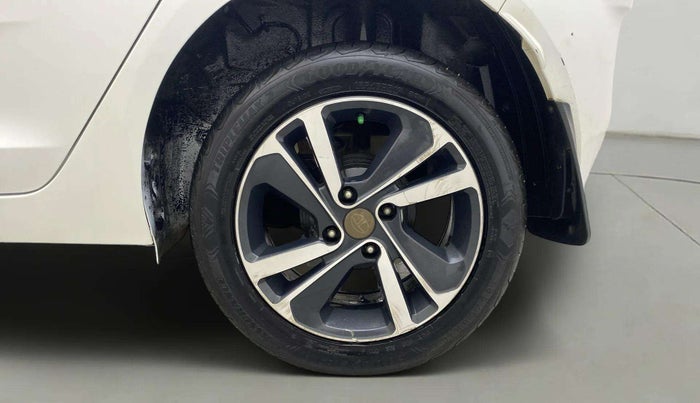 2020 Tata ALTROZ XZ DIESEL, Diesel, Manual, 70,517 km, Left Rear Wheel