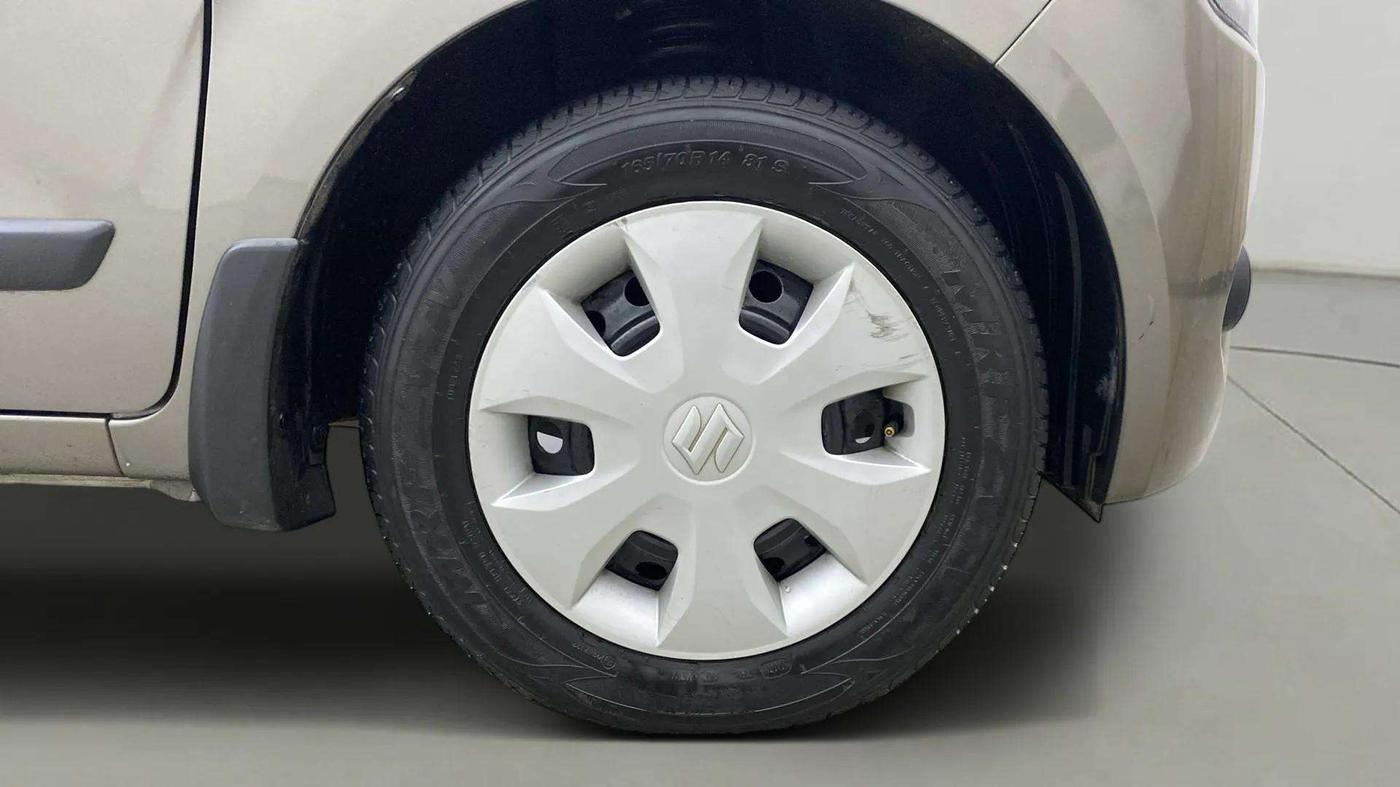 2020 Maruti New Wagon-R VXI 1.0, Petrol, Manual, 17,307 km, Right Front Wheel