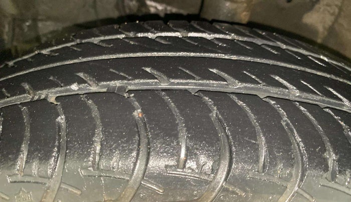 2020 Maruti New Wagon-R VXI 1.0, Petrol, Manual, 17,307 km, Left Front Tyre Tread