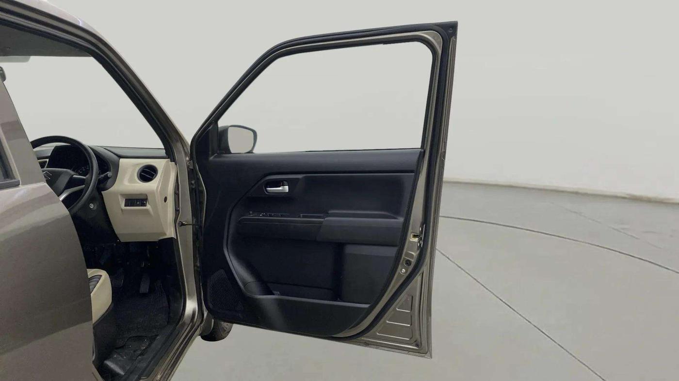 2020 Maruti New Wagon-R VXI 1.0, Petrol, Manual, 17,307 km, RHS Front Door