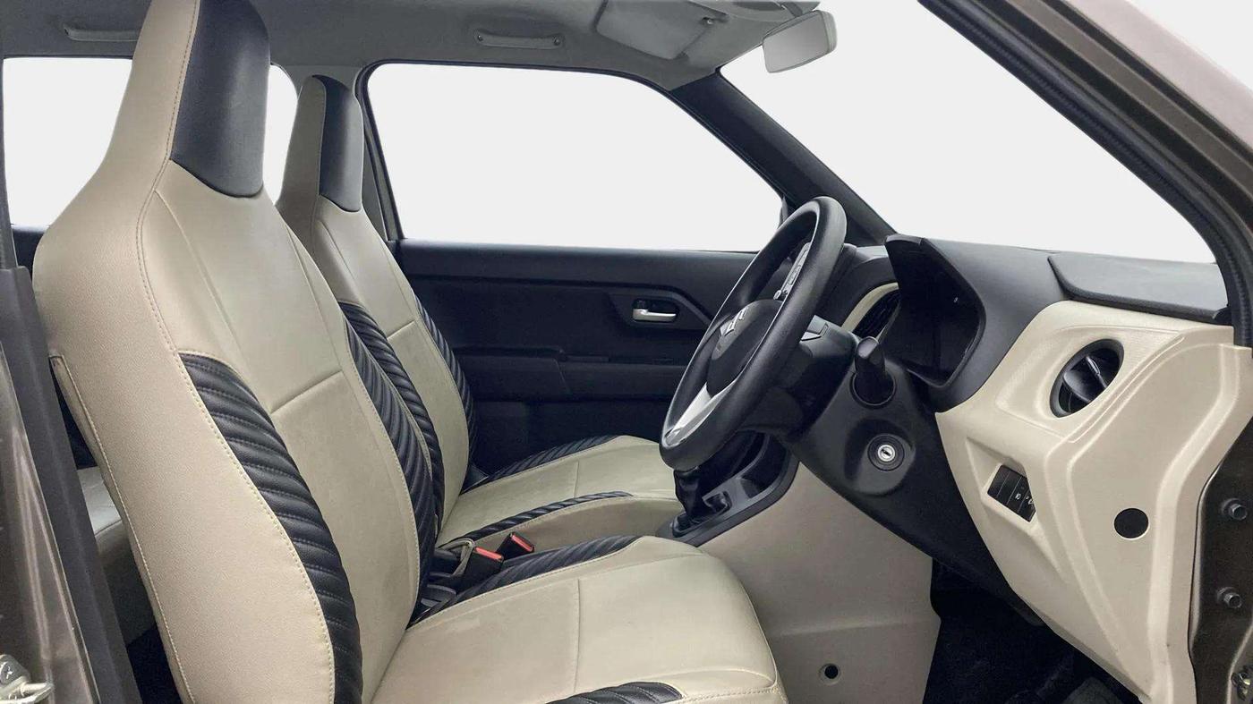2020 Maruti New Wagon-R VXI 1.0, Petrol, Manual, 17,307 km, Right Side Front Door Cabin