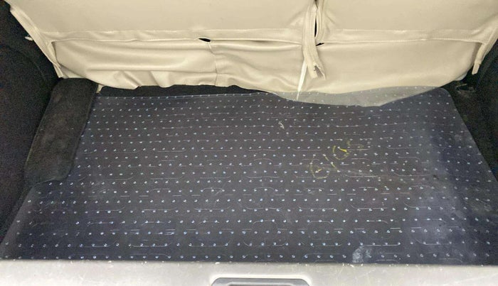 2020 Maruti New Wagon-R VXI 1.0, Petrol, Manual, 17,307 km, Boot Inside