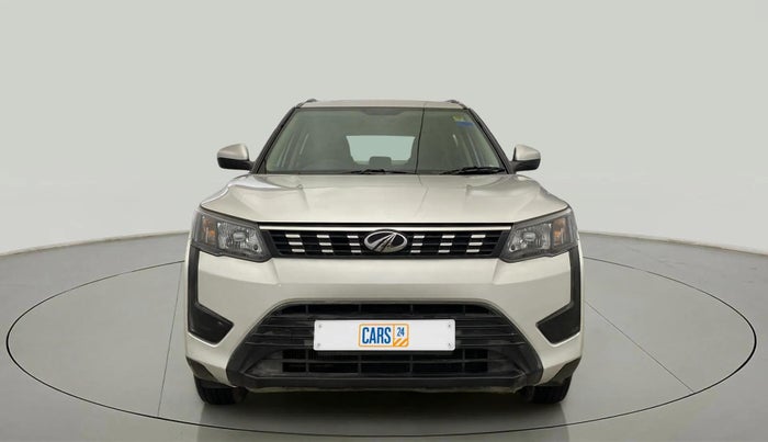 2019 Mahindra XUV300 W6 1.2 PETROL, Petrol, Manual, 26,329 km, Front
