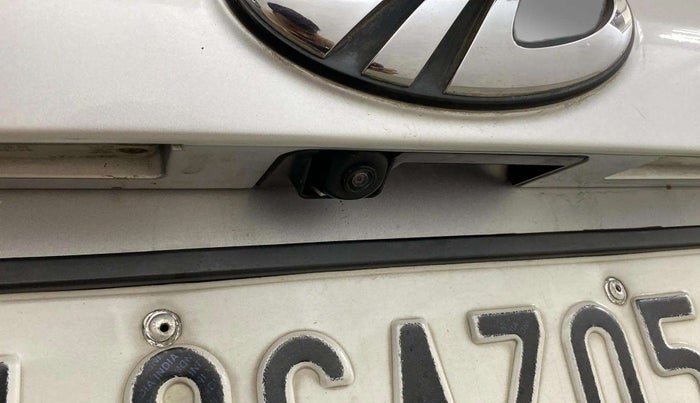 2019 Mahindra XUV300 W6 1.2 PETROL, Petrol, Manual, 26,329 km, Parking Camera