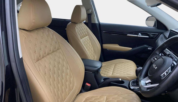 2021 KIA SELTOS HTX PLUS 1.5 DIESEL, Diesel, Manual, 49,100 km, Right Side Front Door Cabin